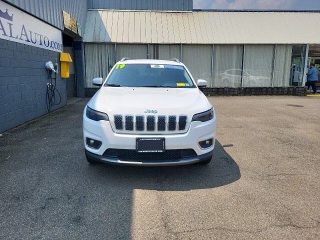 2019 Jeep Cherokee Limited photo 3