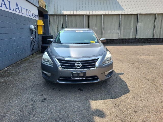 2015 Nissan Altima 2.5 S photo 3