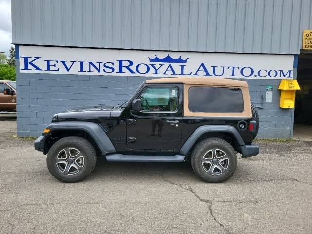 2020 Jeep Wrangler Black and Tan's photo