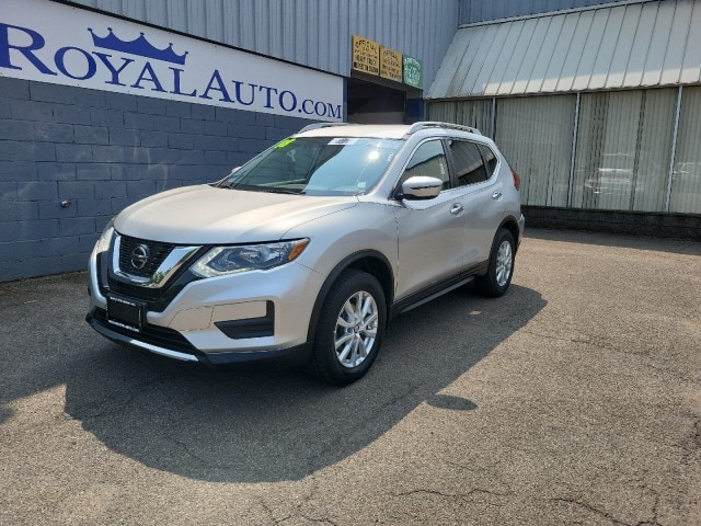 Used 2018 Nissan Rogue SV with VIN 5N1AT2MV8JC845459 for sale in Owego, NY