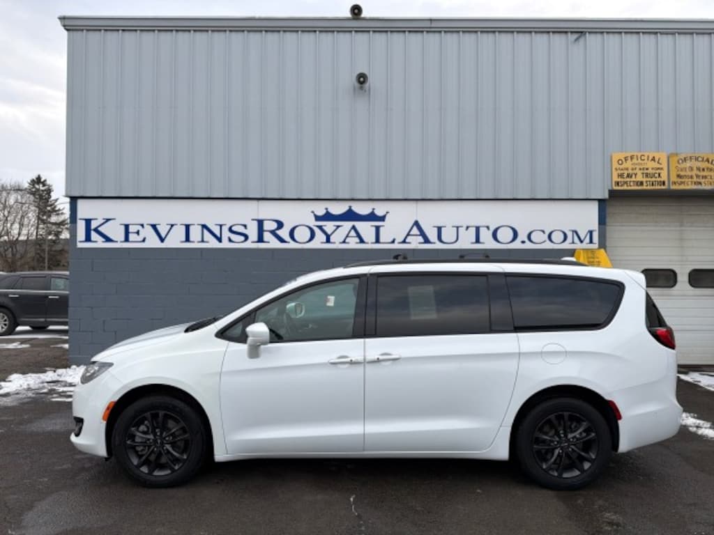 Used 2020 Chrysler Pacifica Launch Edition Van Passenger Van
