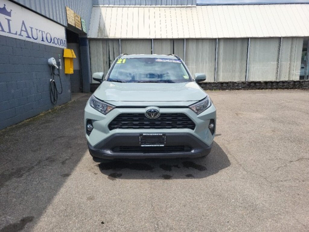 Used 2021 Toyota RAV4 XLE SUV
