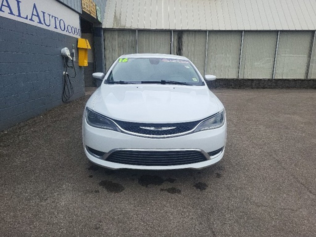 Used 2016 Chrysler 200 Limited Sedan