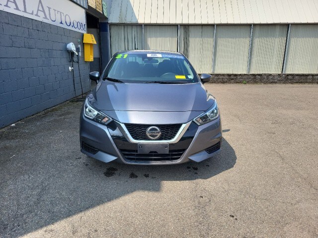 2021 Nissan Versa 1.6 SV photo 3