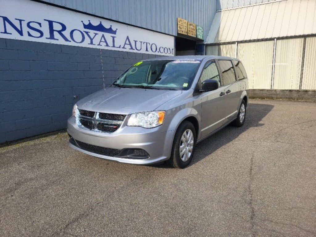 Used 2019 Dodge Grand Caravan SE Van Passenger Van
