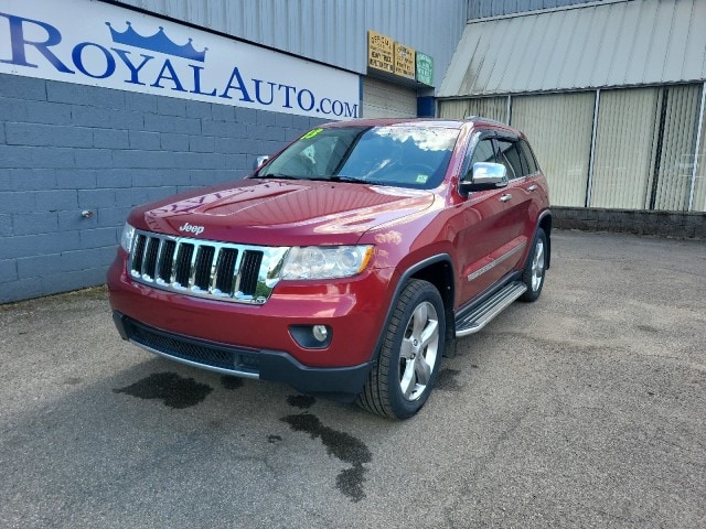 Used 2013 Jeep Grand Cherokee Limited with VIN 1C4RJFBG6DC618588 for sale in Owego, NY
