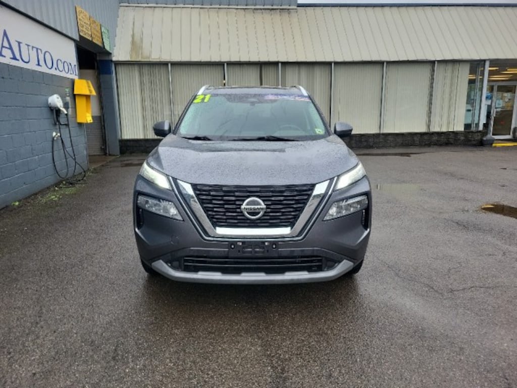 Used 2021 Nissan Rogue SV SUV