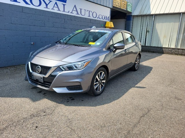 2021 Nissan Versa 1.6 SV photo 2
