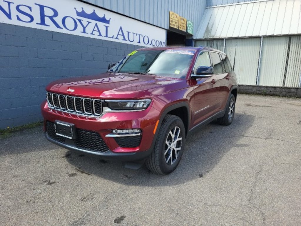 Used 2024 Jeep Grand Cherokee Limited SUV