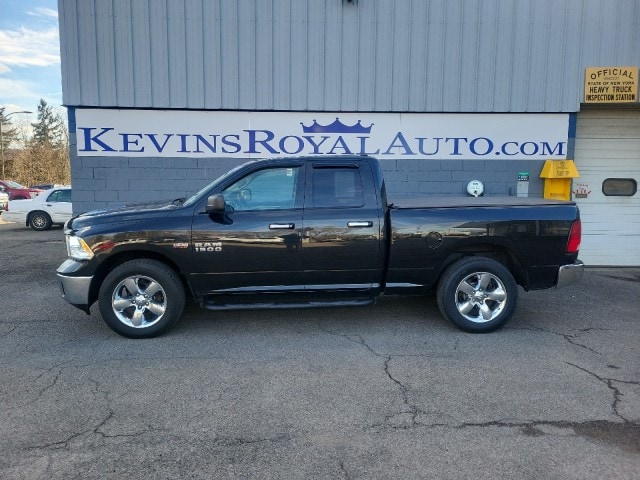 2016 RAM 1500 Big Horn/Lone Star 4x4 Quad Cab (Fleet)'s photo