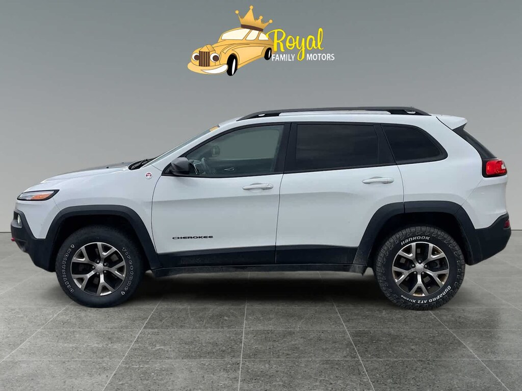 Used 2017 Jeep Cherokee Trailhawk SUV
