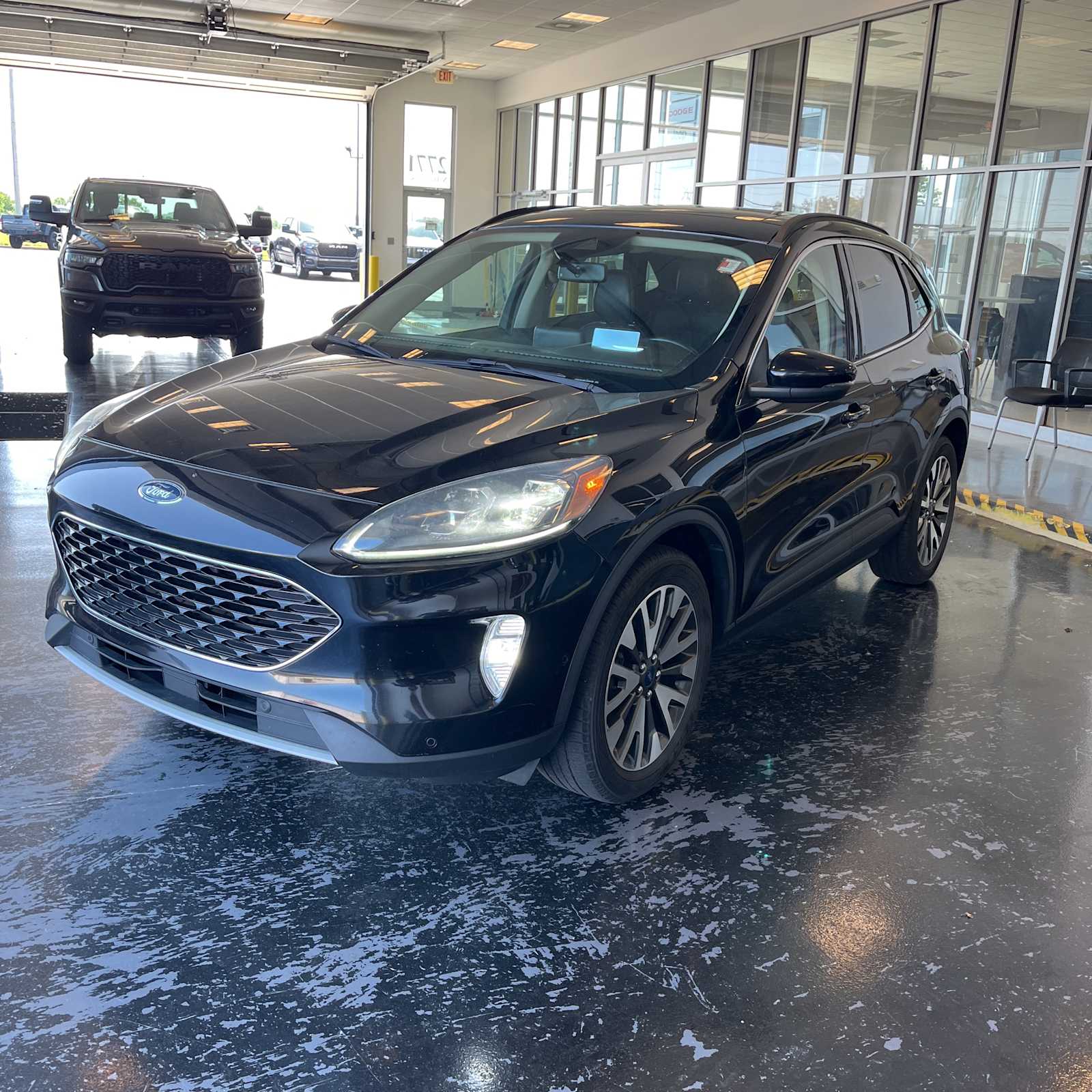 2021 Ford Escape SEL's photo