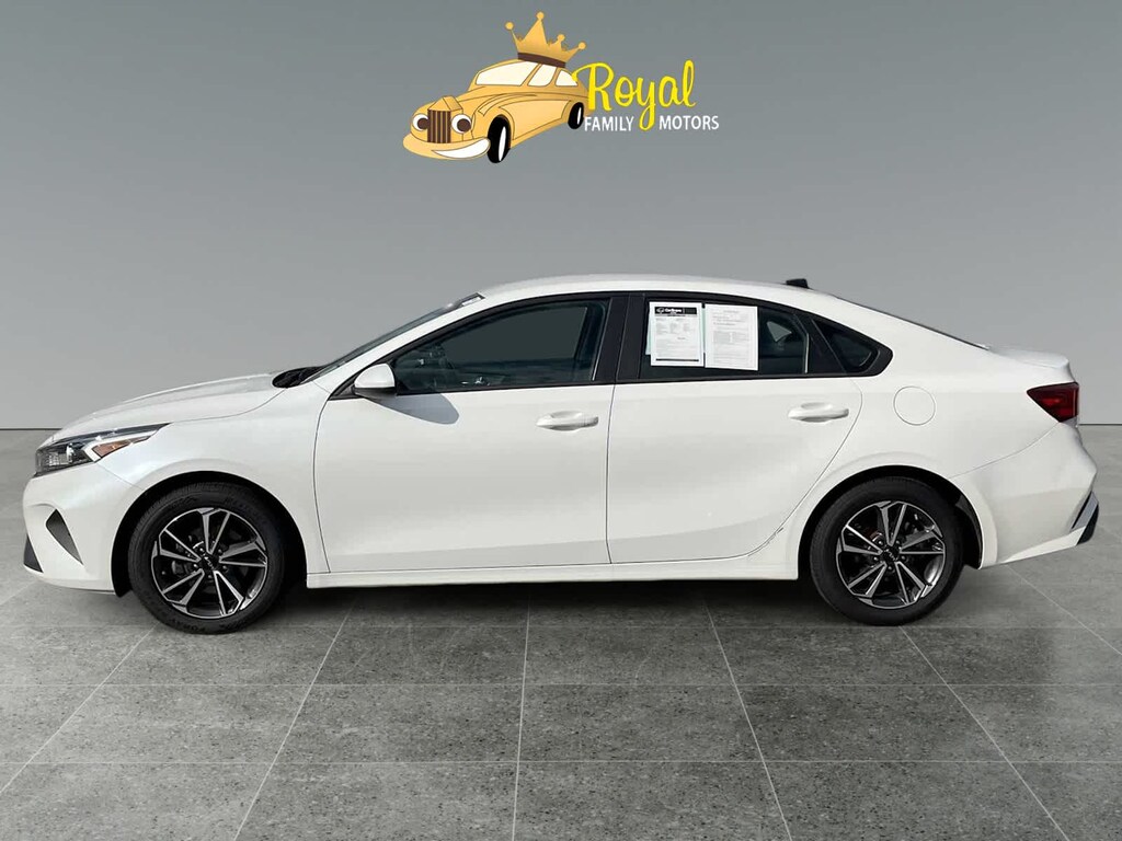 Used 2022 Kia Forte LXS Sedan