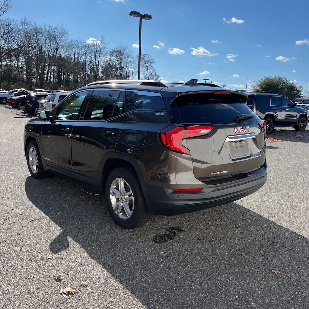 Used 2020 GMC Terrain SLE SUV