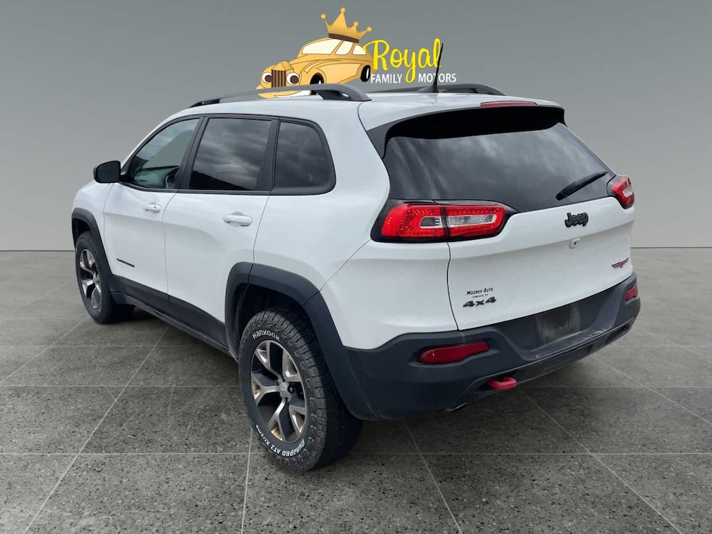 Used 2017 Jeep Cherokee Trailhawk SUV