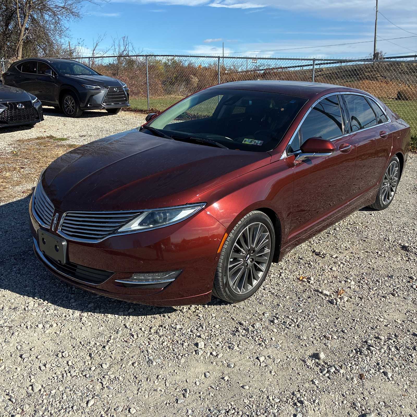 2015 Lincoln MKZ Hybrid's photo
