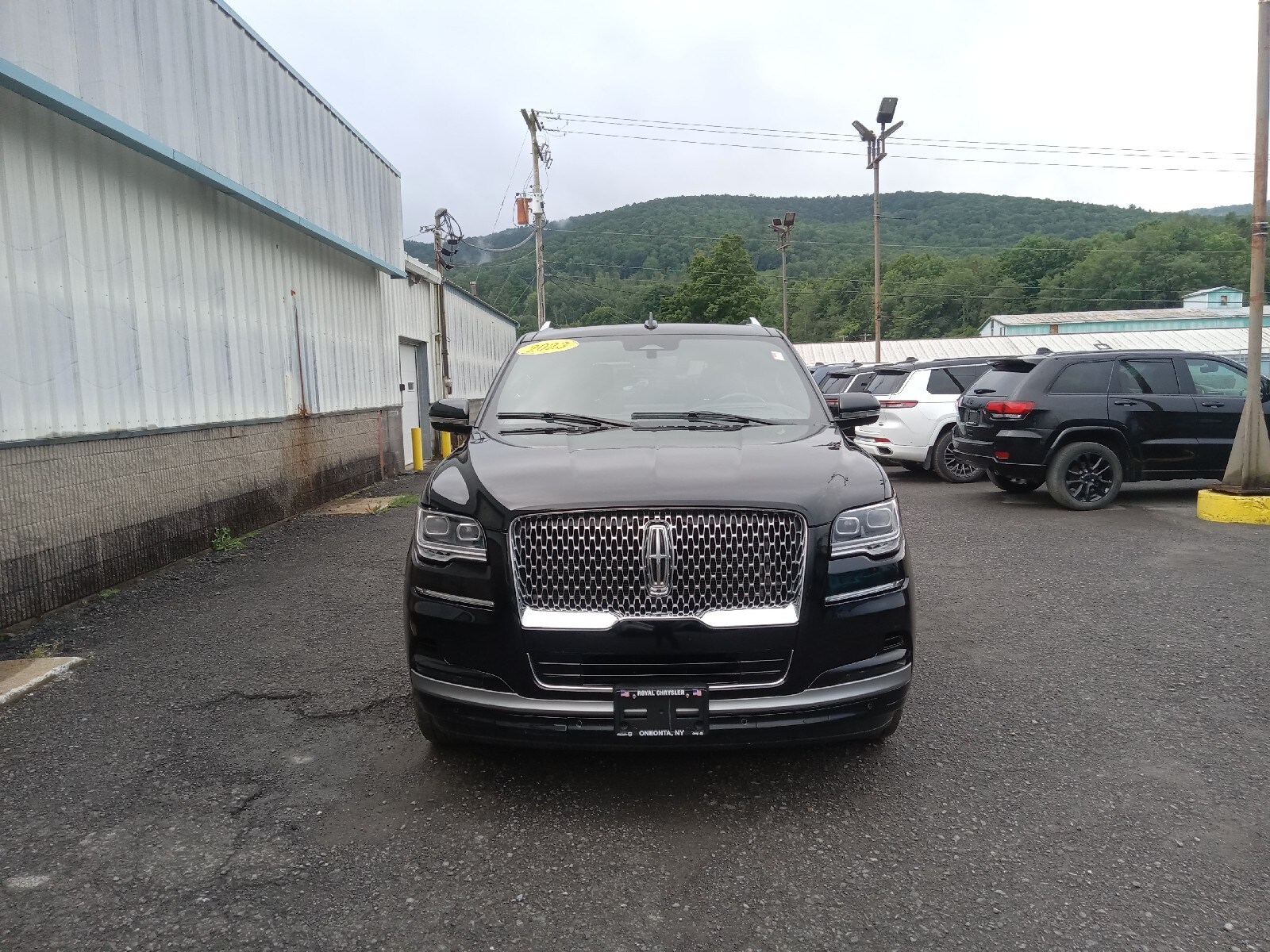 2023 Lincoln Navigator L Reserve photo 2
