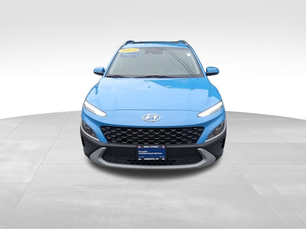 2022 Hyundai Kona SEL photo 2