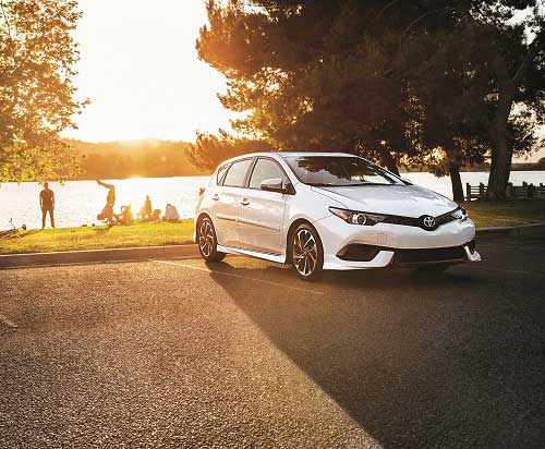The-Toyota-Corolla-is-Going-Hatchback-This-Summer.jpg