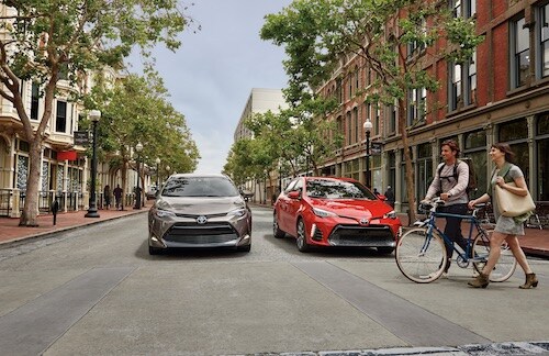 6 Benefits to Buying Your Next Toyota at a Dealership.jpg