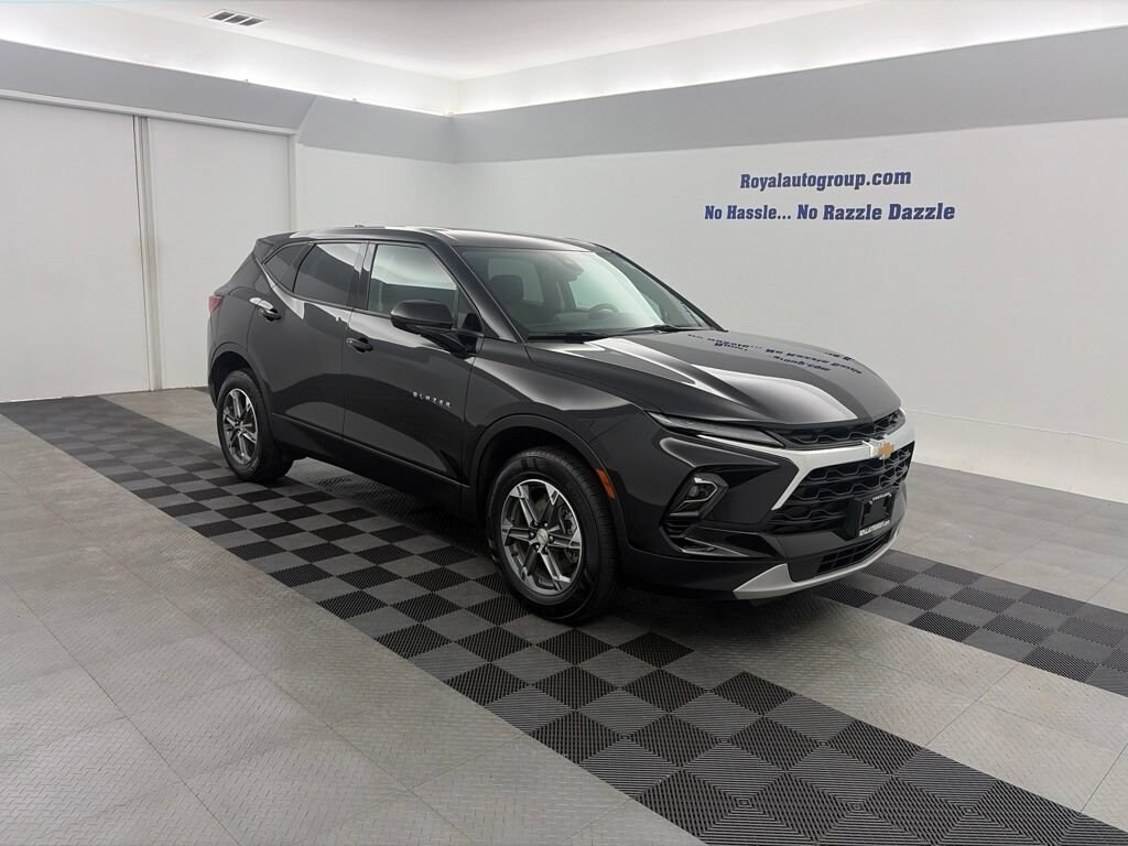 Used 2025 Chevrolet Blazer 2LT SUV