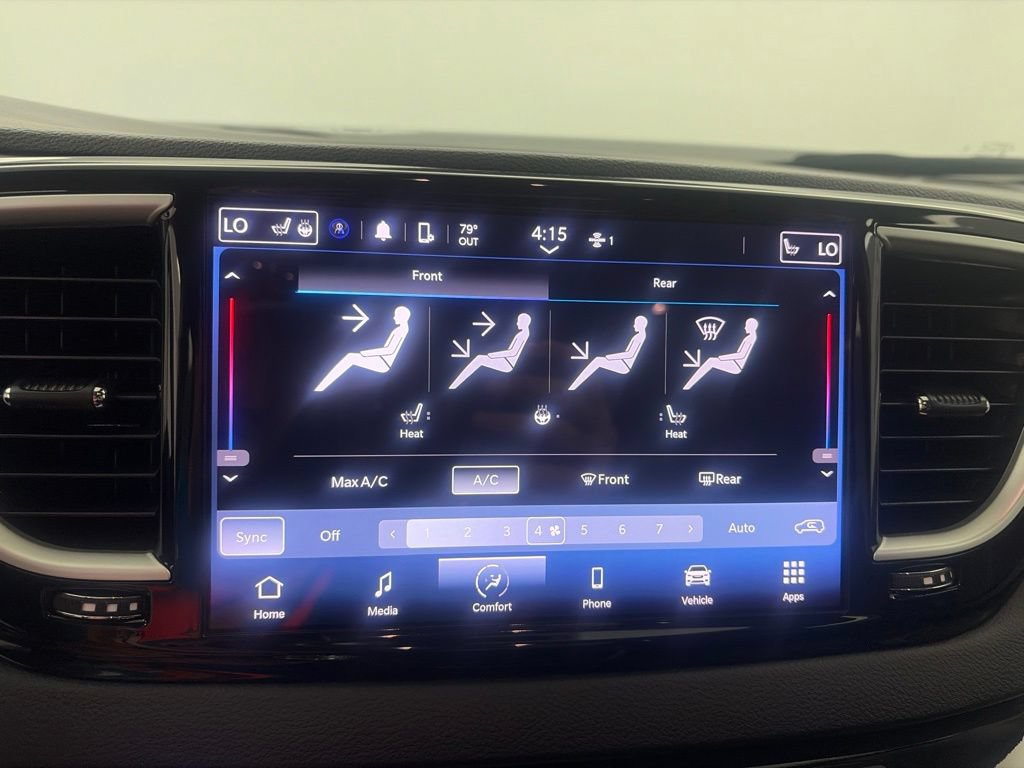 2024 Chrysler Pacifica Touring L - Photo 25