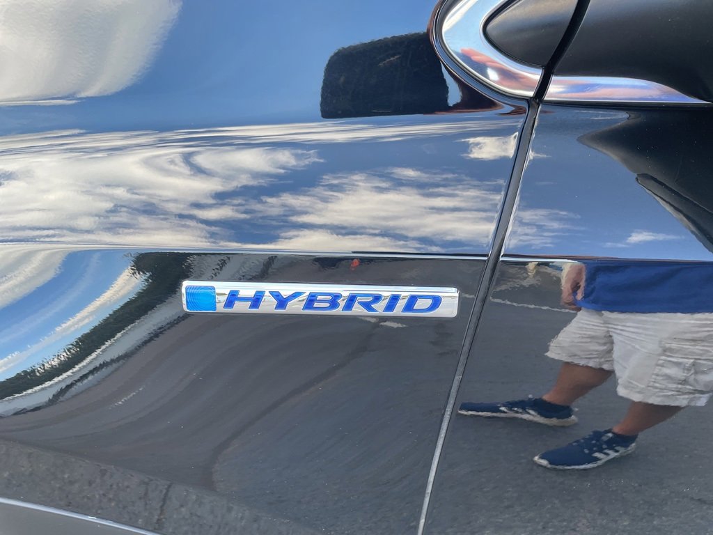 2020 Honda CR-V Hybrid EX-L photo 3