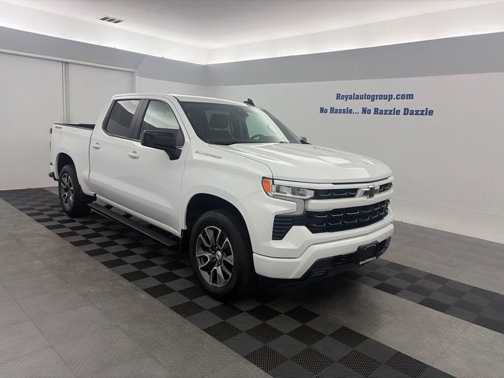Used 2024 Chevrolet Silverado 1500 RST Truck Crew Cab