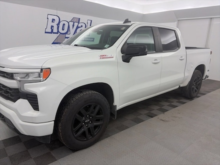 2022 Chevrolet Silverado 1500 RST Truck Crew Cab