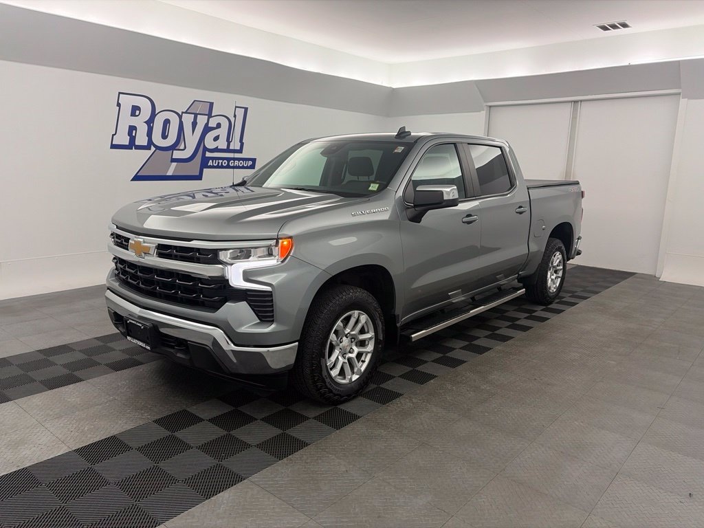 Used 2023 Chevrolet Silverado 1500 LT Truck Crew Cab