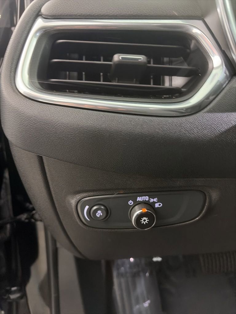 2023 Chevrolet Equinox LT - Photo 16