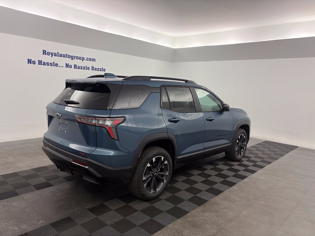 2027 Chevrolet Equinox RS - Photo 4