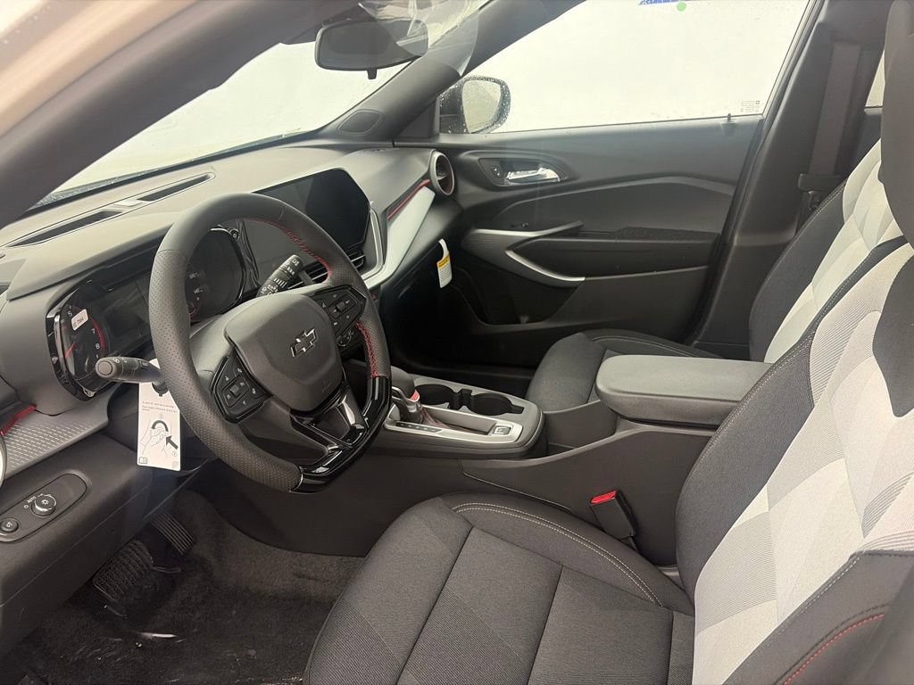 2026 Chevrolet Trax RS - Photo 14