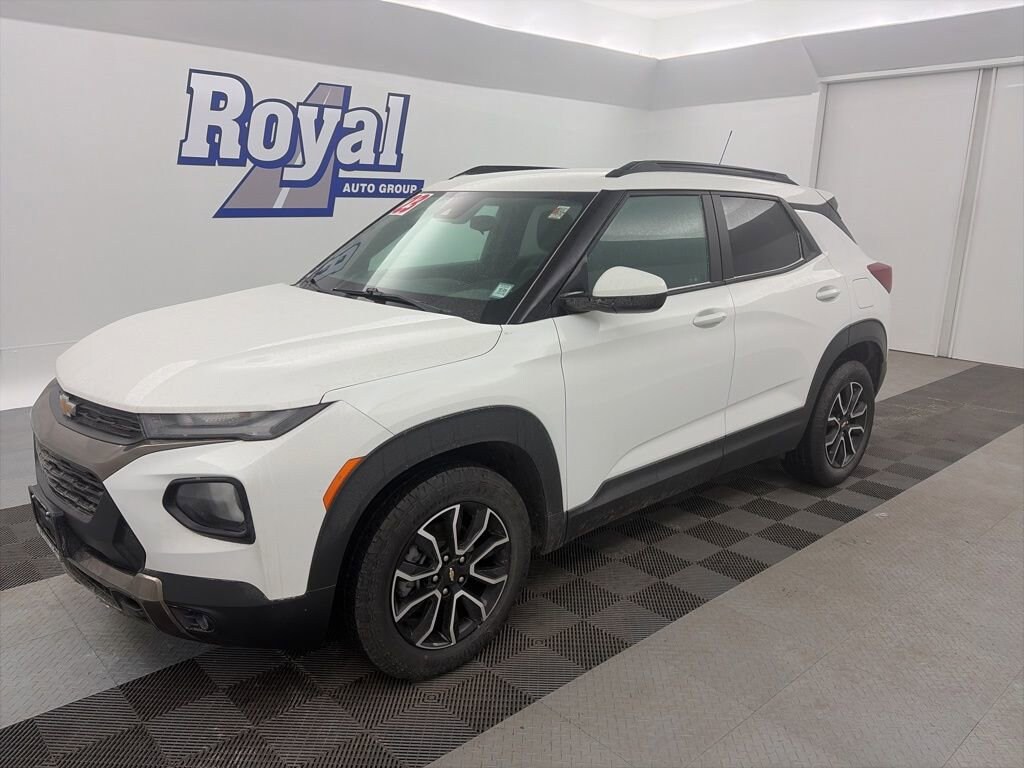 Used 2023 Chevrolet Trailblazer Activ SUV