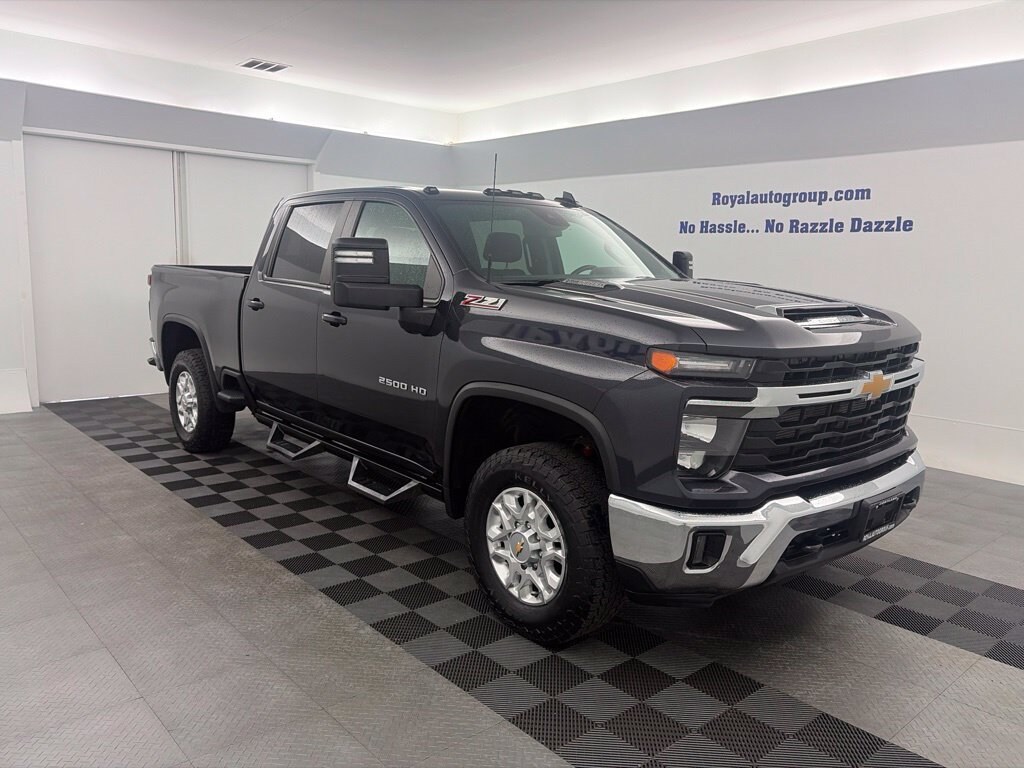 Used 2024 Chevrolet Silverado 2500 HD LT Truck Crew Cab