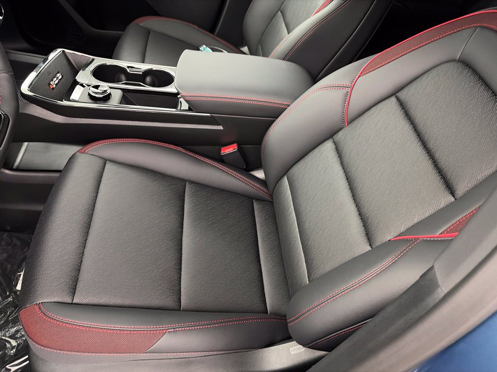 2027 Chevrolet Equinox RS - Photo 22