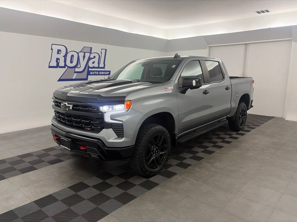 Used 2024 Chevrolet Silverado 1500 LT Trail Boss Truck Crew Cab