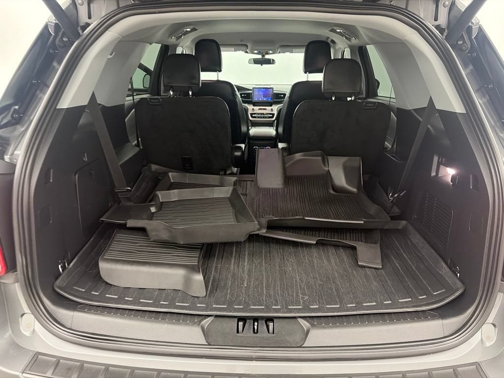 2023 Ford Explorer XLT - Photo 35