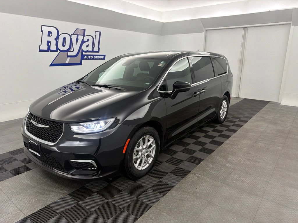 2025 Chrysler Pacifica