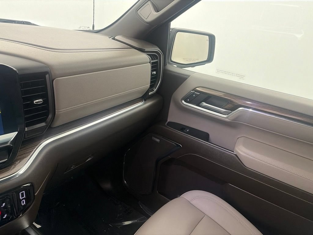 2023 Chevrolet Silverado 1500 RST - Photo 21