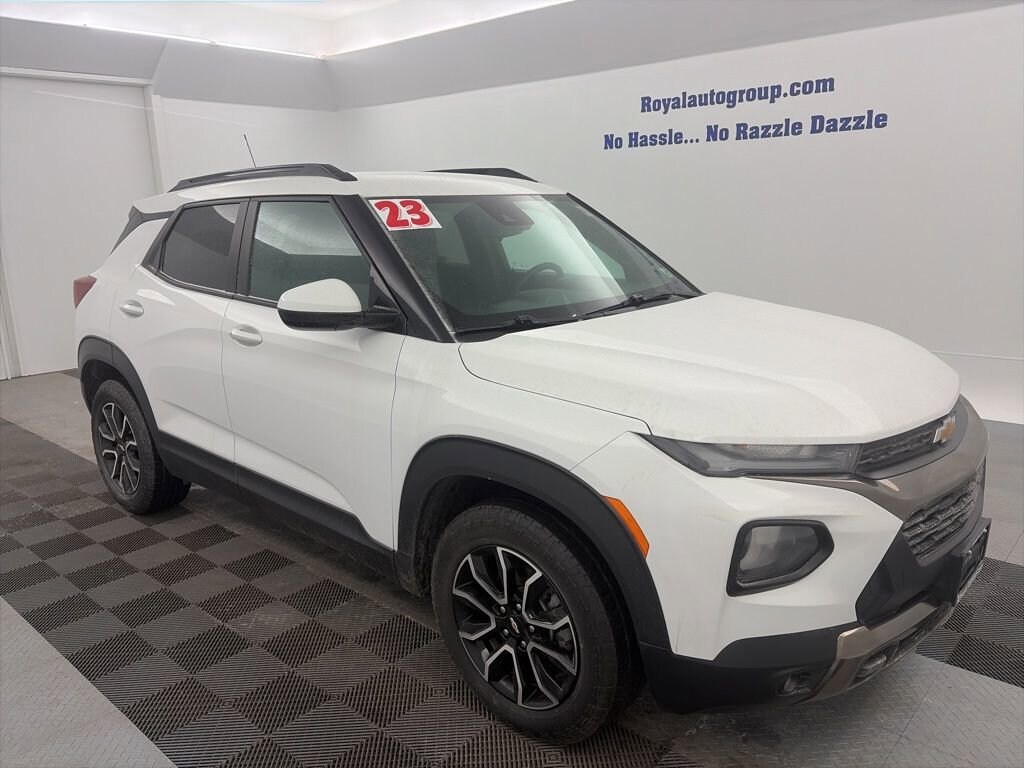 Used 2023 Chevrolet Trailblazer Activ SUV