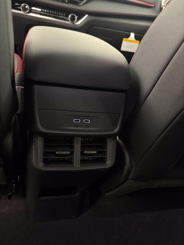 2027 Chevrolet Equinox RS - Photo 29