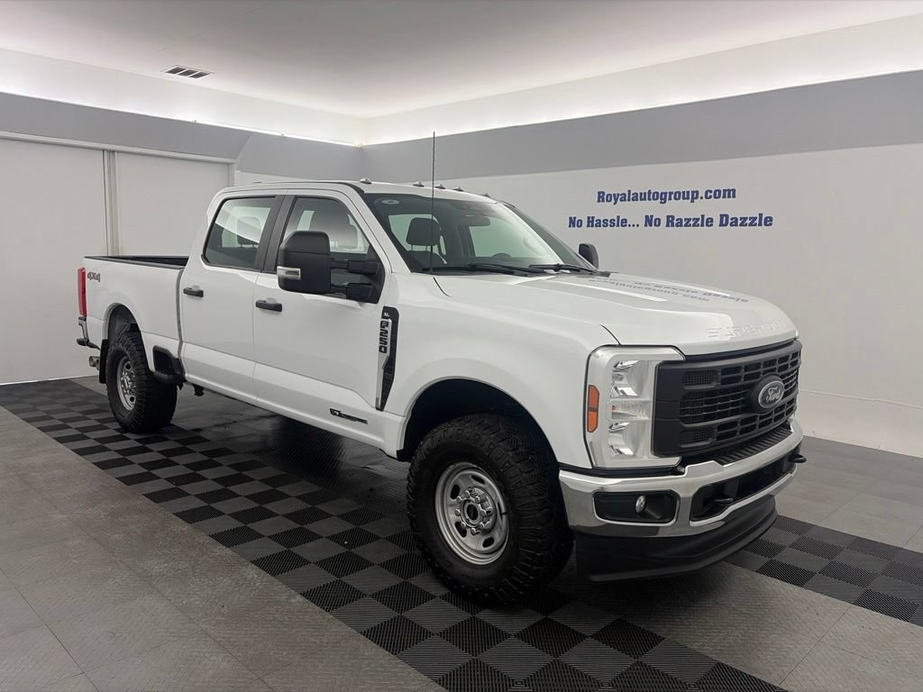 Used 2024 Ford F-250 XL Truck Crew Cab
