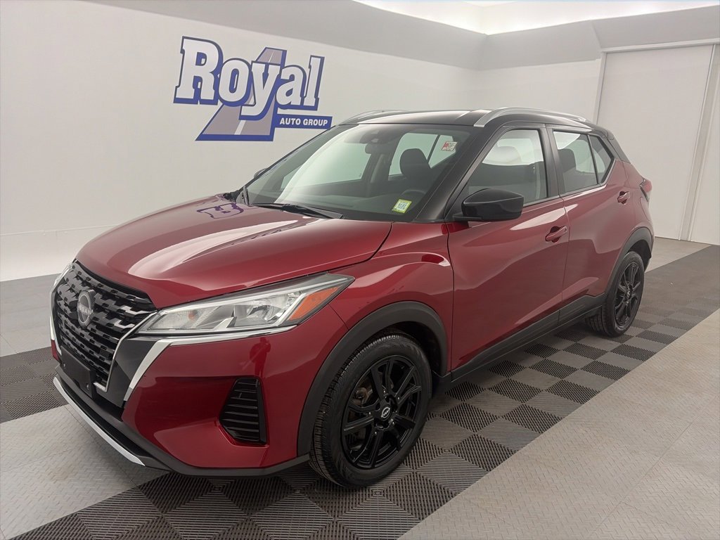 2023 Nissan Kicks SV's photo