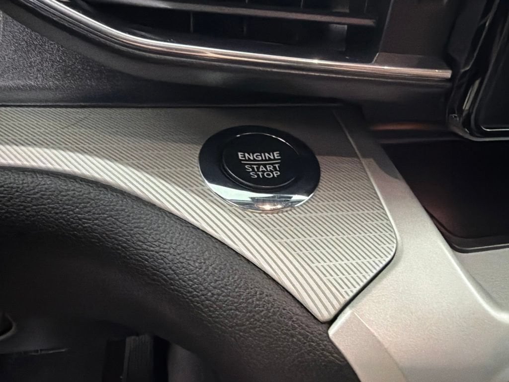 2023 Ford Explorer XLT - Photo 22