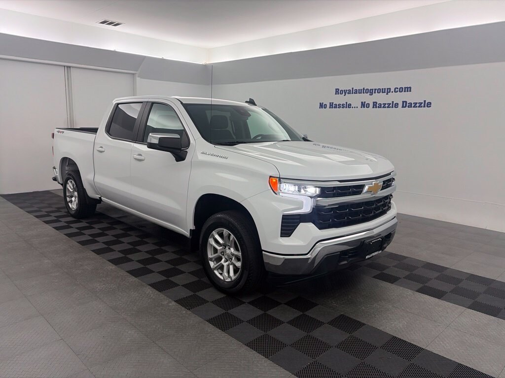 Used 2023 Chevrolet Silverado 1500 LT Truck Crew Cab