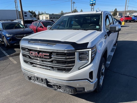 2024 GMC Sierra 1500 SLT Truck Crew Cab