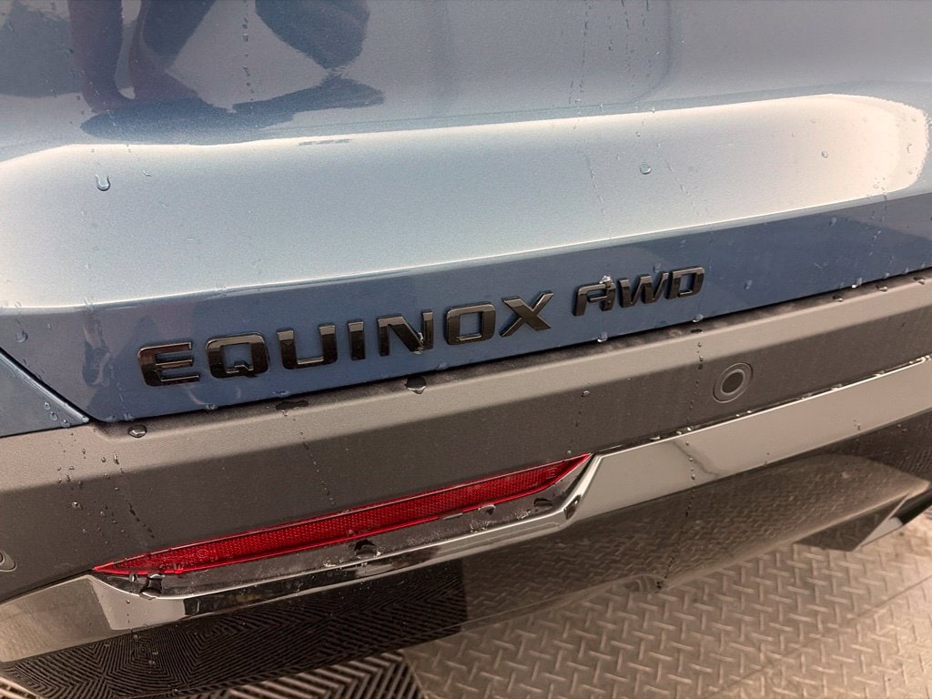2027 Chevrolet Equinox RS - Photo 7