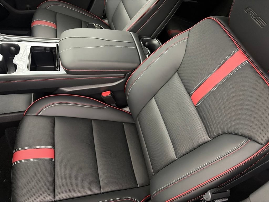 2027 Chevrolet Traverse RS - Photo 21
