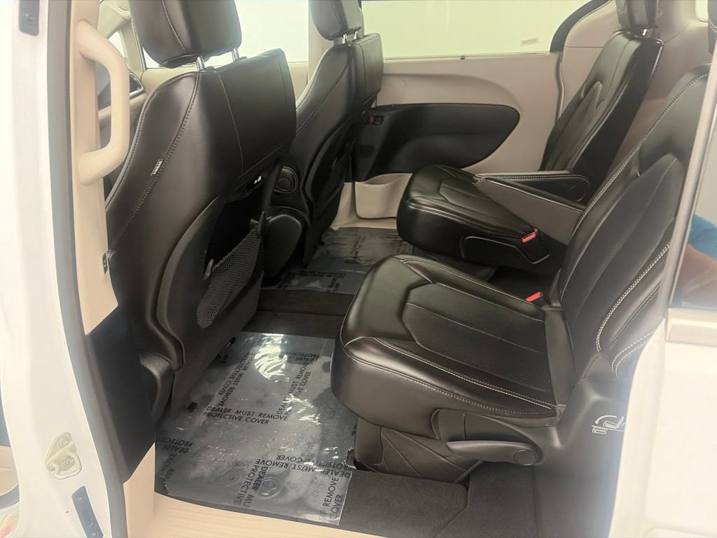 2024 Chrysler Pacifica Touring L - Photo 28